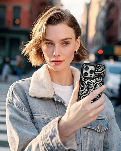 Gemusterte Klarsichthüllen für iPhone 16 Pro | Pro Max